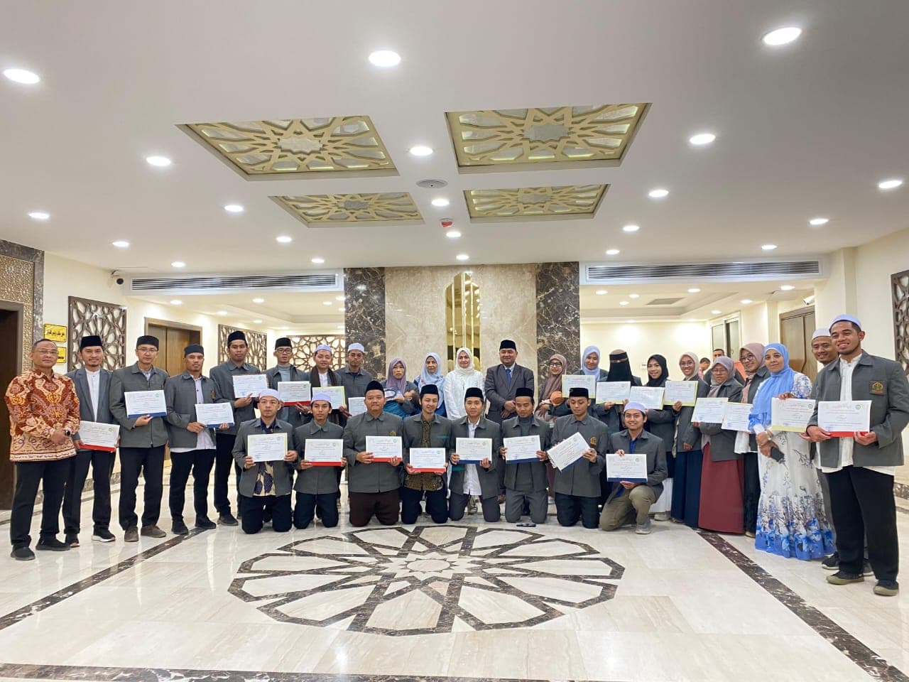 25 Mahasiswa PKUMI Tuntaskan Short Course di Al-Azhar, KBRI Kairo: Ilmu Ini Jadi Suluh untuk Indonesia